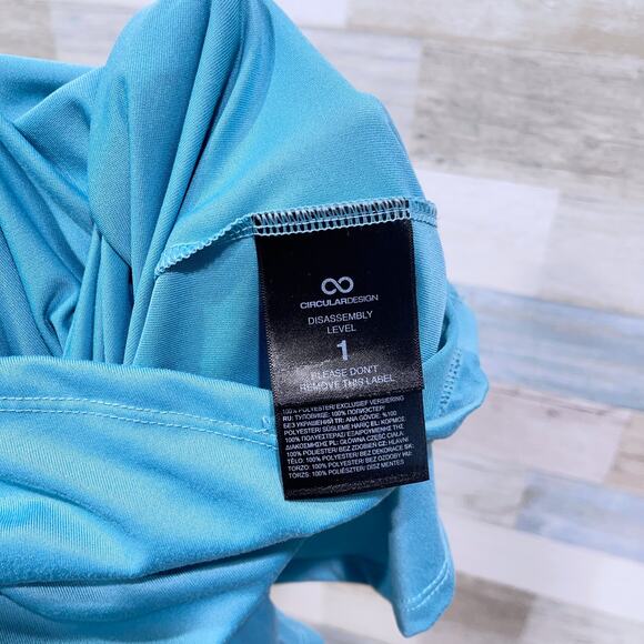 The North Face Circular Design Recycled Tee Blue Activewear Womens Medium - Picture 6 of 7